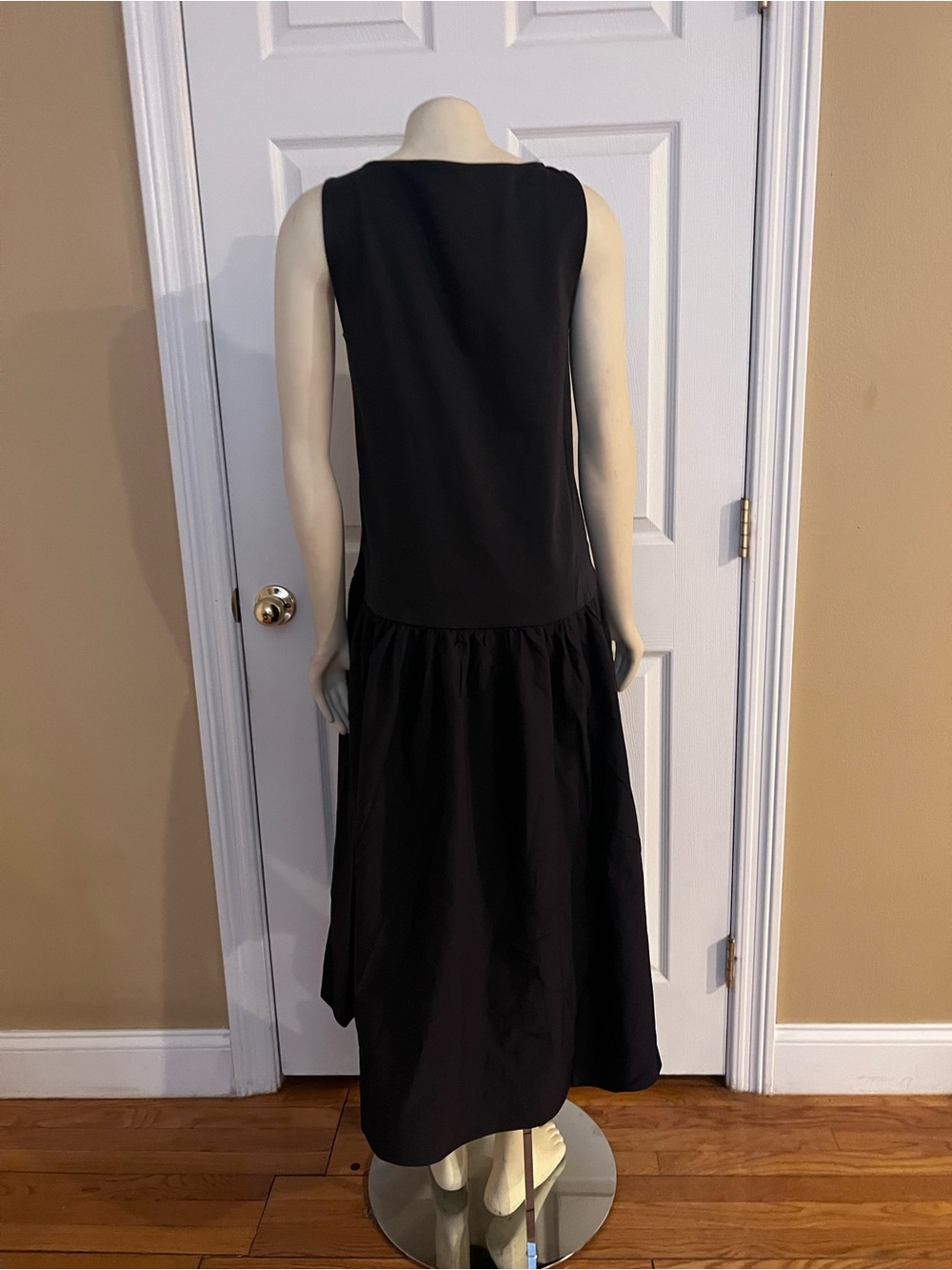 SLEEVELESS DROPPED-WAIST MAXI DRESS - Picture 9 of 14